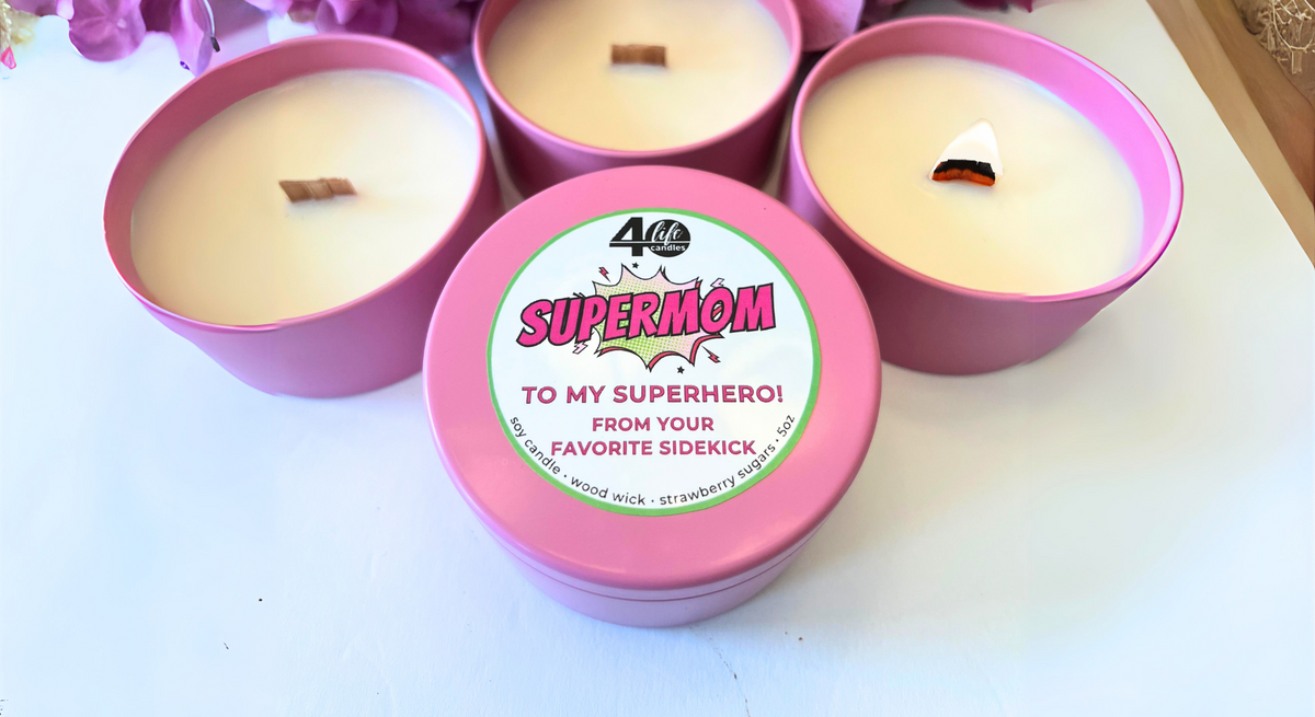 SuperMom soy candle with wood wick